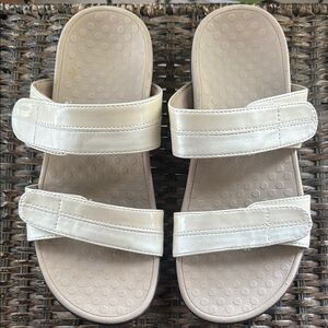 Vionic Cream Double Strap Slides